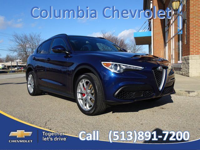 2018 Alfa Romeo Stelvio Ti Sport