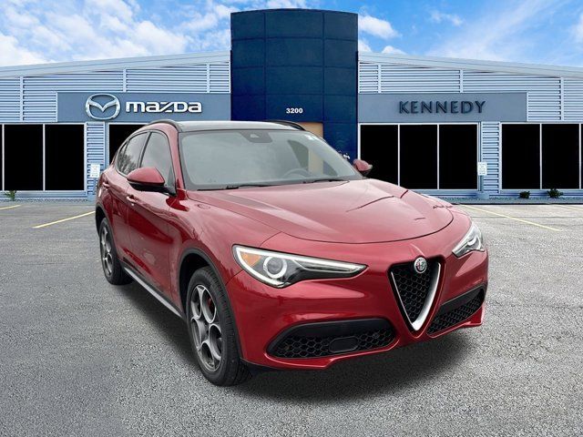 2018 Alfa Romeo Stelvio Ti Sport