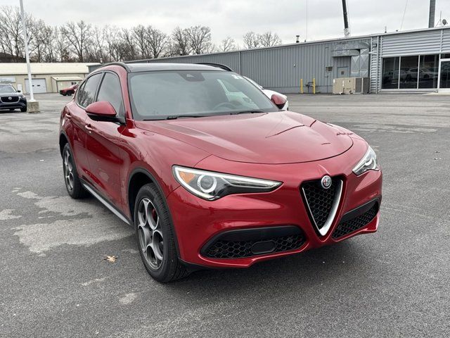 2018 Alfa Romeo Stelvio Ti Sport