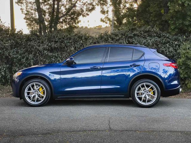 2018 Alfa Romeo Stelvio Ti Sport