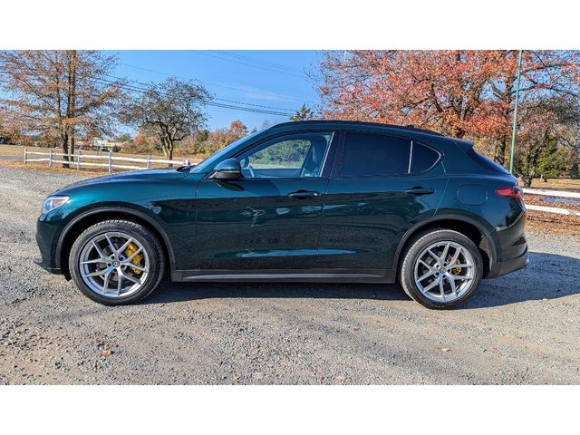 2018 Alfa Romeo Stelvio Ti Sport