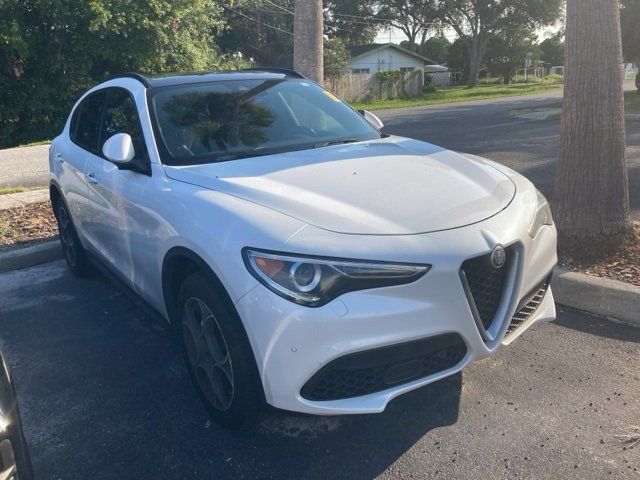 2018 Alfa Romeo Stelvio Ti Sport