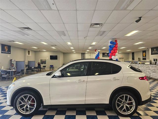 2018 Alfa Romeo Stelvio Ti Sport