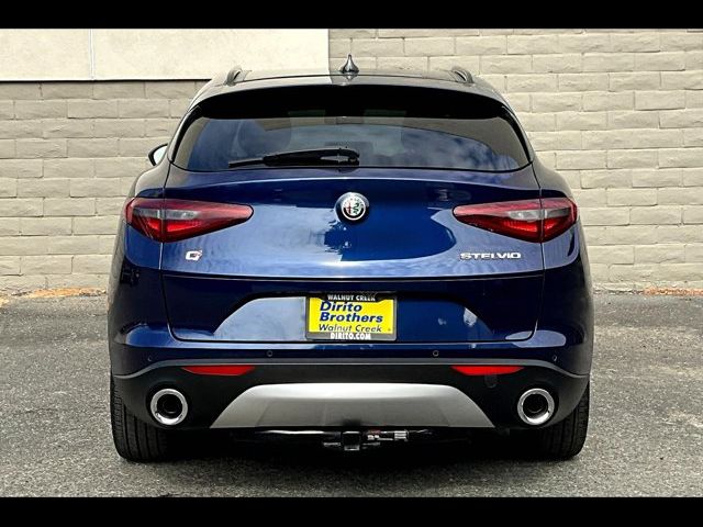 2018 Alfa Romeo Stelvio Ti Sport