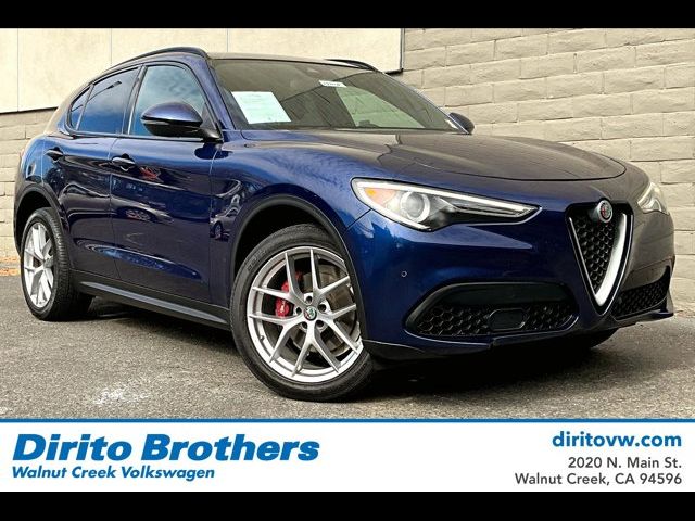 2018 Alfa Romeo Stelvio Ti Sport