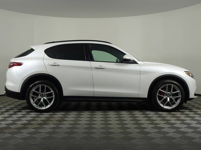 2018 Alfa Romeo Stelvio Ti Sport