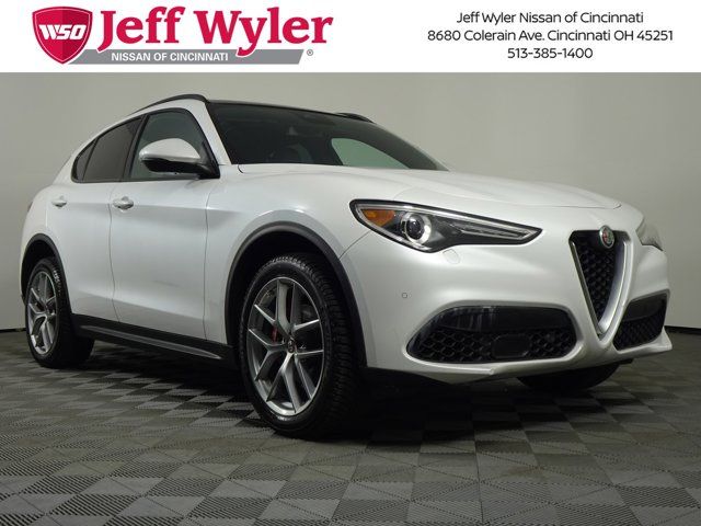 2018 Alfa Romeo Stelvio Ti Sport