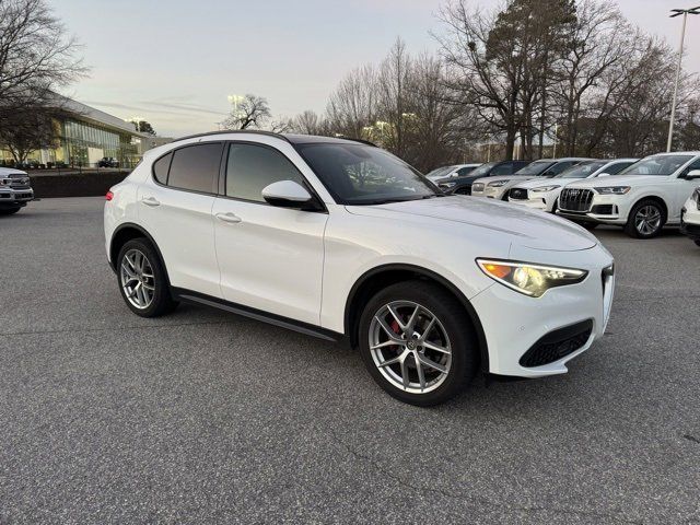 2018 Alfa Romeo Stelvio Ti Sport