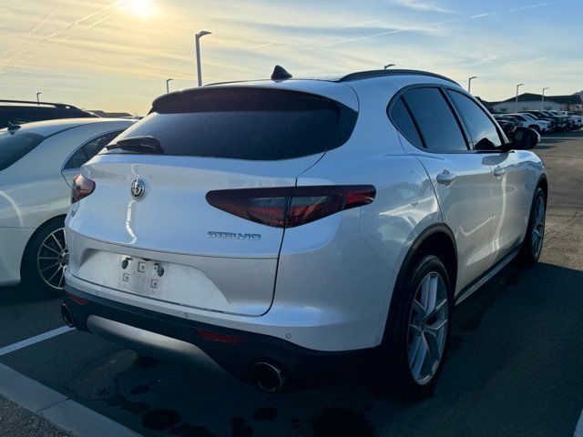 2018 Alfa Romeo Stelvio Ti Sport