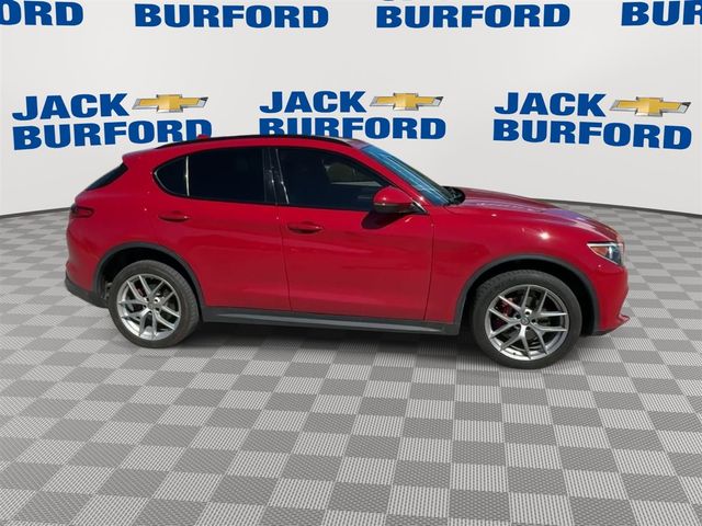 2018 Alfa Romeo Stelvio Ti Sport