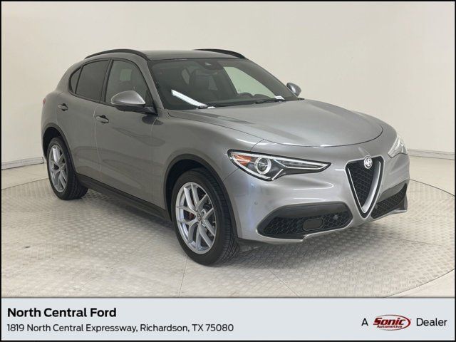 2018 Alfa Romeo Stelvio Ti Sport