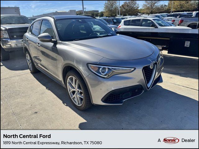 2018 Alfa Romeo Stelvio Ti Sport