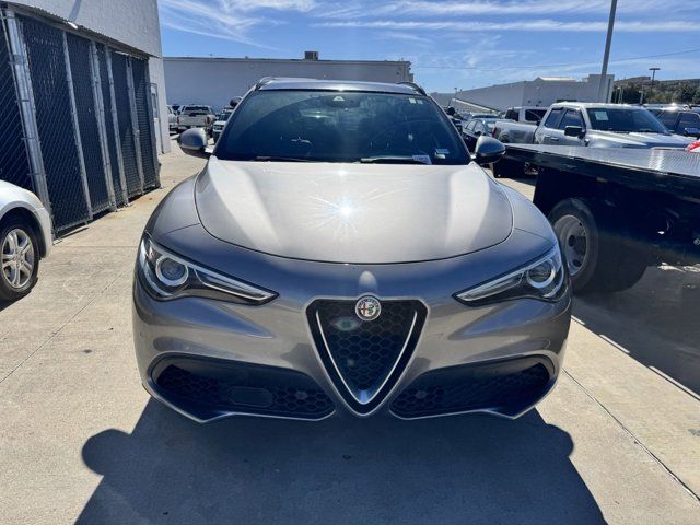 2018 Alfa Romeo Stelvio Ti Sport