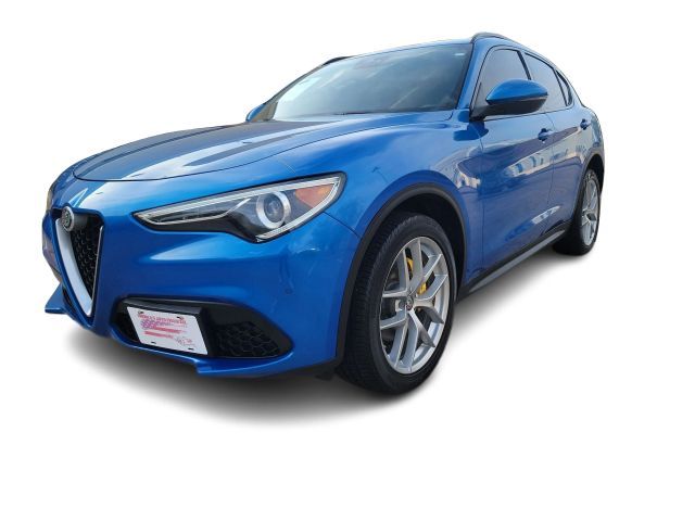 2018 Alfa Romeo Stelvio Ti Sport