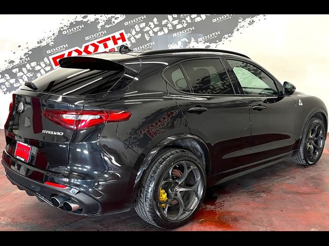 2018 Alfa Romeo Stelvio Quadrifoglio