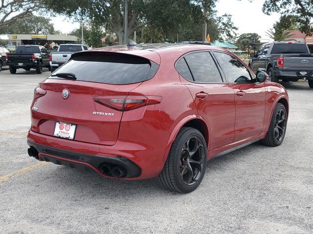 2018 Alfa Romeo Stelvio Quadrifoglio