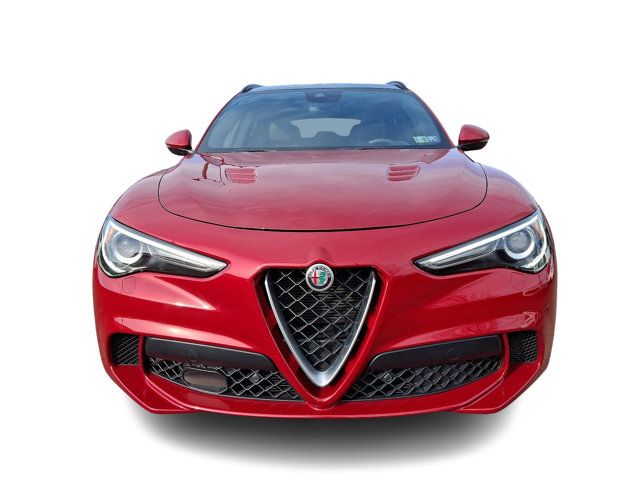 2018 Alfa Romeo Stelvio Quadrifoglio