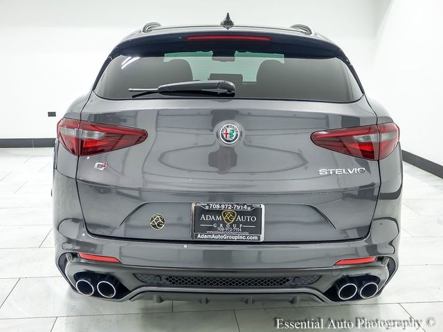 2018 Alfa Romeo Stelvio Quadrifoglio