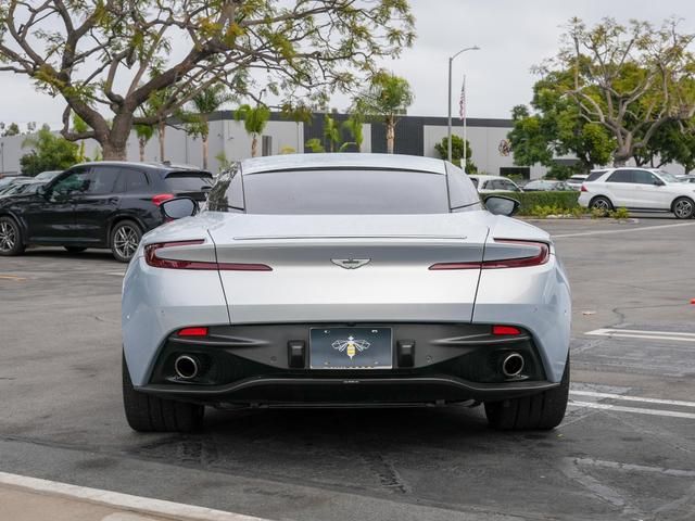 2018 Aston Martin DB11 V12