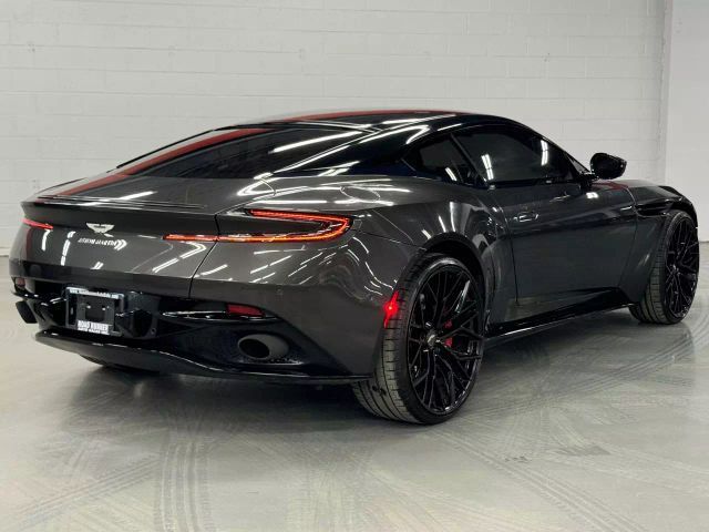 2018 Aston Martin DB11 V8