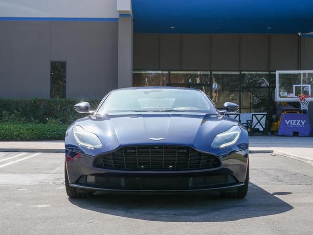 2018 Aston Martin DB11 V8