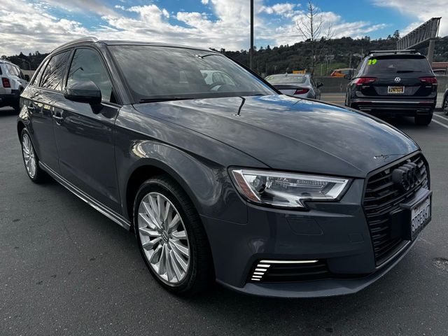 2018 Audi A3 Sportback e-tron Premium