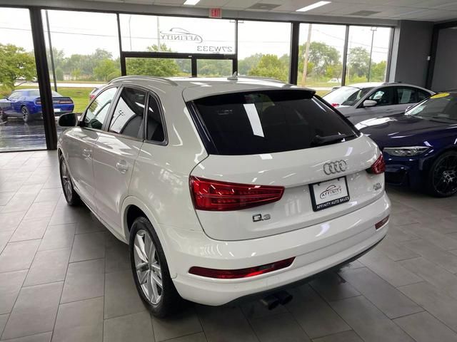 2018 Audi Q3 Sport Premium