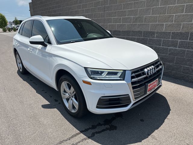 2018 Audi Q5 Premium Plus
