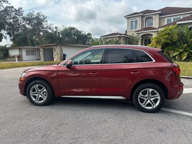 2018 Audi Q5 Premium Plus