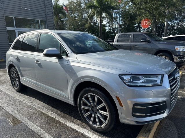 2018 Audi Q7 Premium Plus