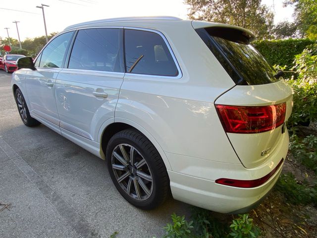 2018 Audi Q7 Premium Plus