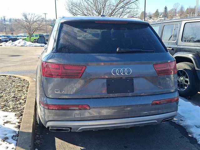 2018 Audi Q7 Premium Plus