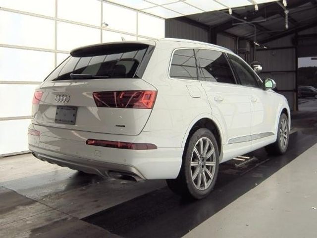 2018 Audi Q7 Premium Plus