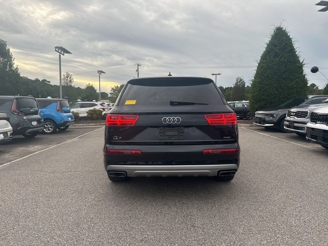 2018 Audi Q7 Premium Plus