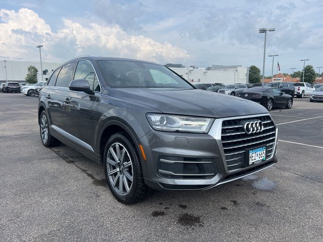 2018 Audi Q7 Premium Plus