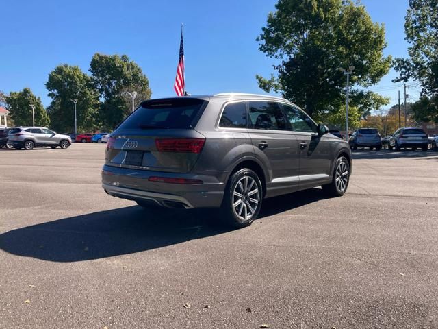 2018 Audi Q7 Premium Plus