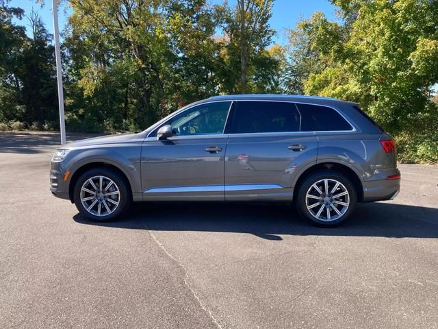 2018 Audi Q7 Premium Plus