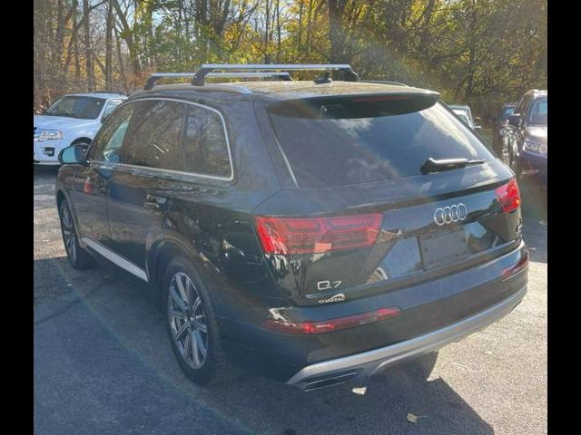 2018 Audi Q7 Premium Plus