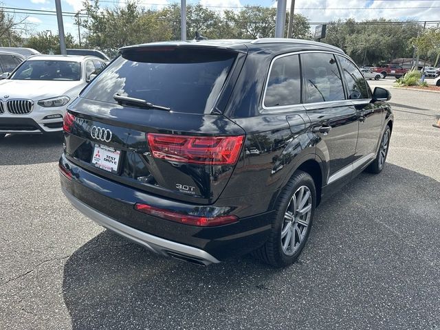 2018 Audi Q7 Premium Plus