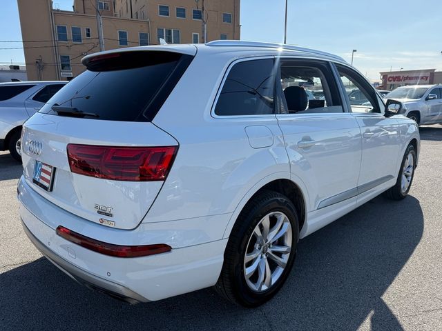2018 Audi Q7 Premium Plus