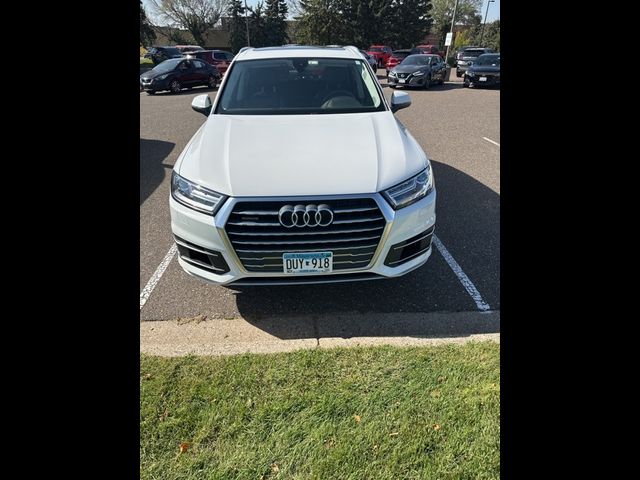 2018 Audi Q7 Premium Plus