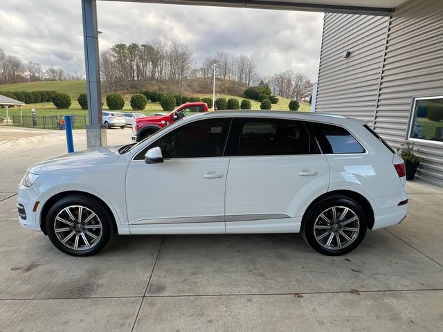 2018 Audi Q7 Premium Plus