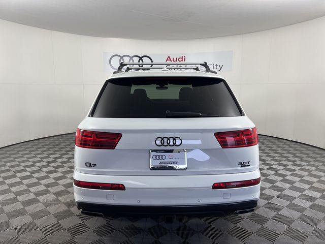 2018 Audi Q7 Premium Plus