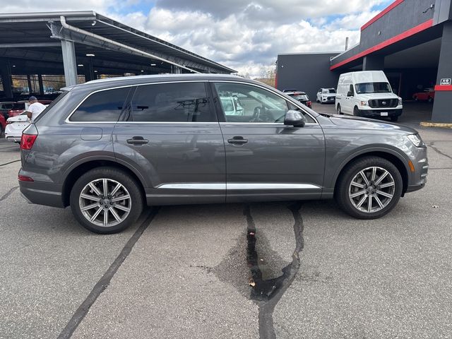 2018 Audi Q7 Premium Plus