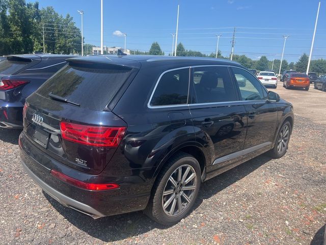 2018 Audi Q7 Premium Plus