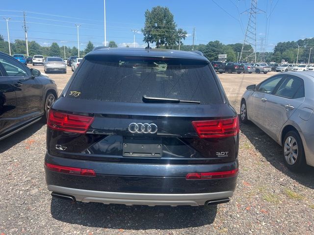 2018 Audi Q7 Premium Plus