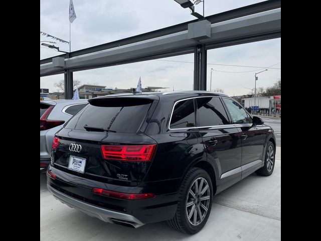 2018 Audi Q7 Premium Plus