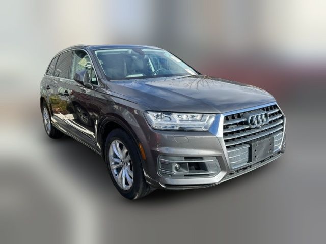 2018 Audi Q7 Premium Plus