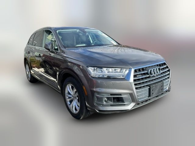 2018 Audi Q7 Premium Plus