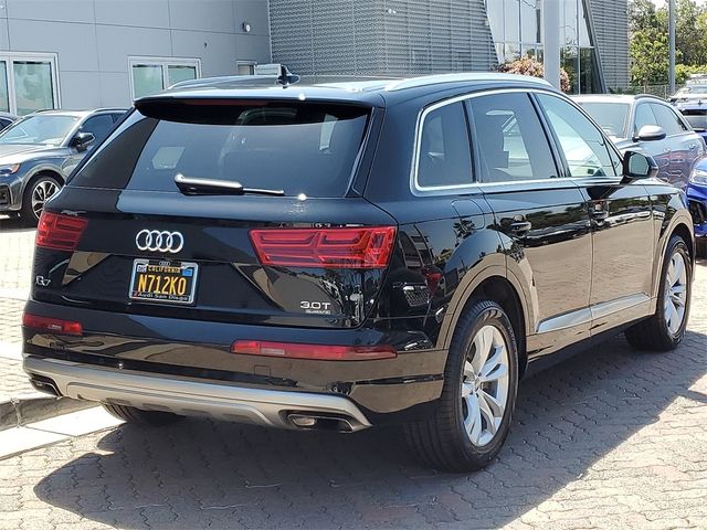 2018 Audi Q7 Premium Plus